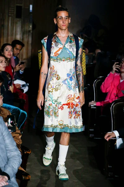 Look 52